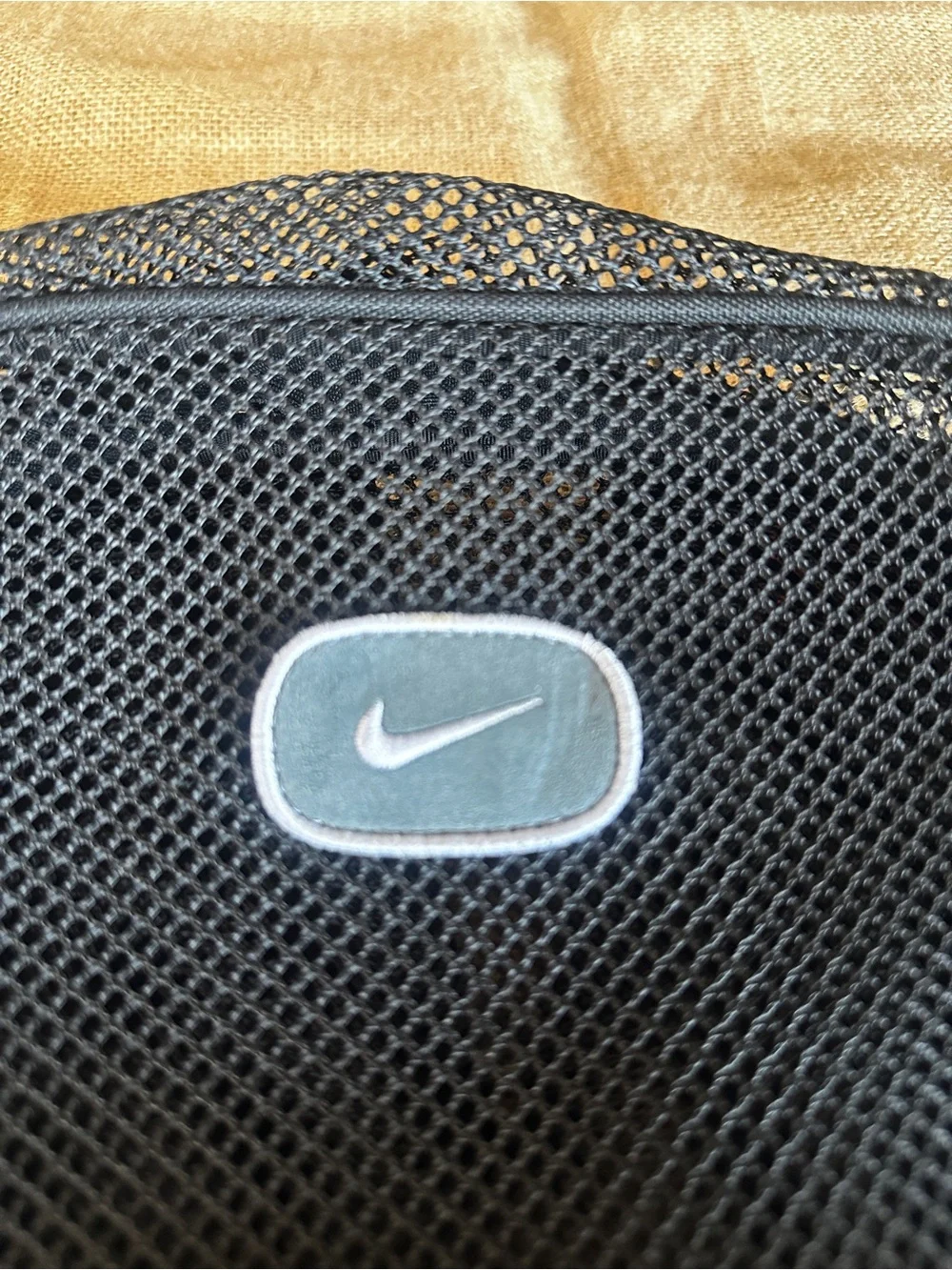NIKE Black Mesh Men's Backpack with Front Zip Pocket